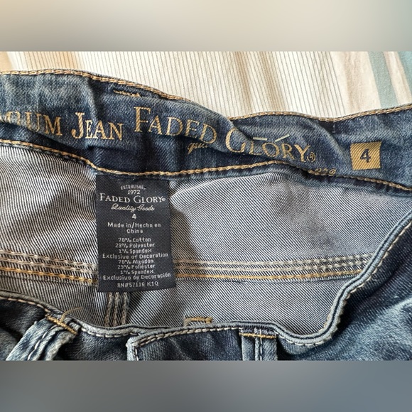 NWT Faded Glory Size 4 Skinny Jeans - Picture 2 of 5
